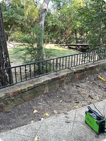 e69fce4b-3caf-41a1-832f-692802864e7b 1